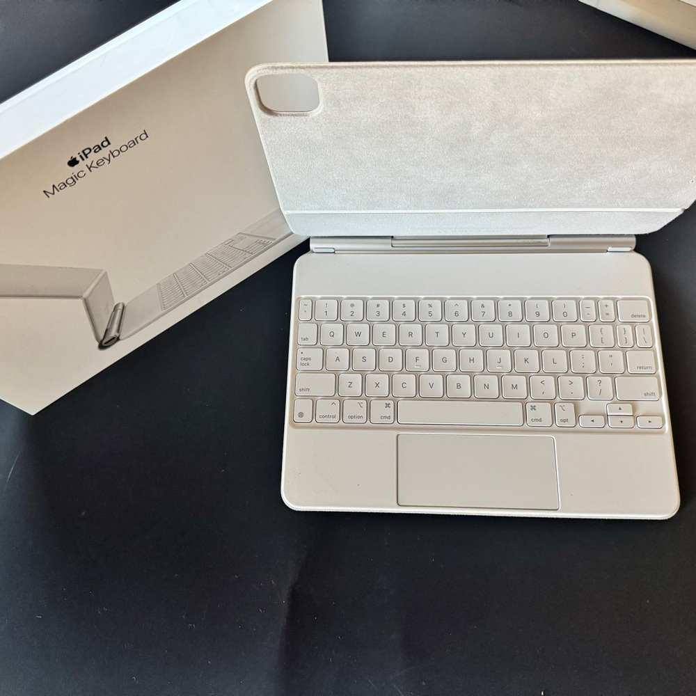 iPad Magic Keyboard